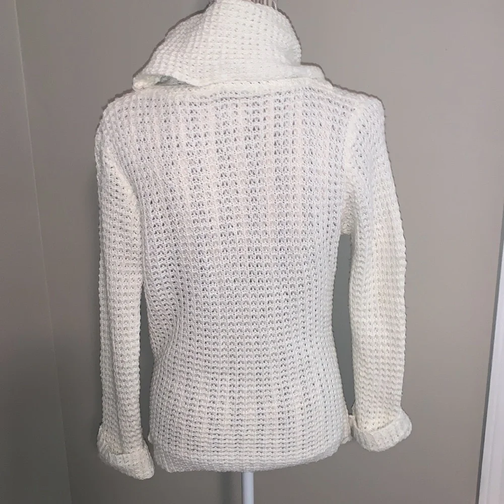 Sweater - Picture 2 of 2